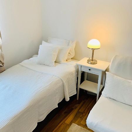 Top Renoviertes Apartement In Bester Lage Von Homburg- 5 Fussminuten Zur Uniklinik Homburg  Bagian luar foto