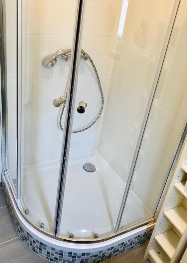 Top Renoviertes Apartement In Bester Lage Von Homburg- 5 Fussminuten Zur Uniklinik Homburg  Bagian luar foto